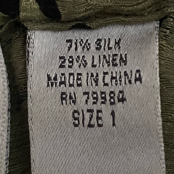 Chico's Green Capris with Aztec Print, Silk & Linen - Picture 5 of 6